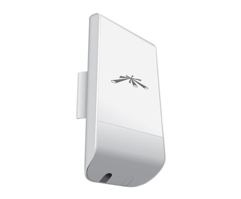 [Acce-MT-0024104] Access Point UBIQUITI LOCOM2